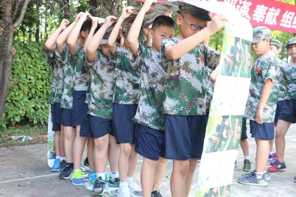 哪里可以找到适合青少年的篮球季前赛训练营_0